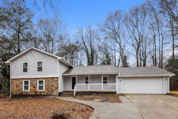 2246 Camden Ct Jonesboro, GA 30236